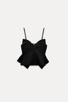 Schwarzes Bustier-Top mit Spaghettiträgern und asymmetrischem Saum. Modisches Damenoberteil, ideal für trendige Outfits und elegante Anlässe.