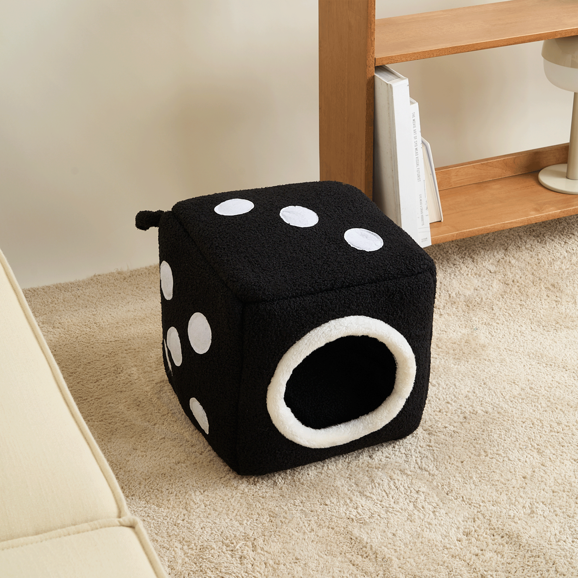 Schwarzes Würfel-Haustierbett aus Plüsch, Würfel-Design, gemütlich, für Katzen und kleine Hunde.