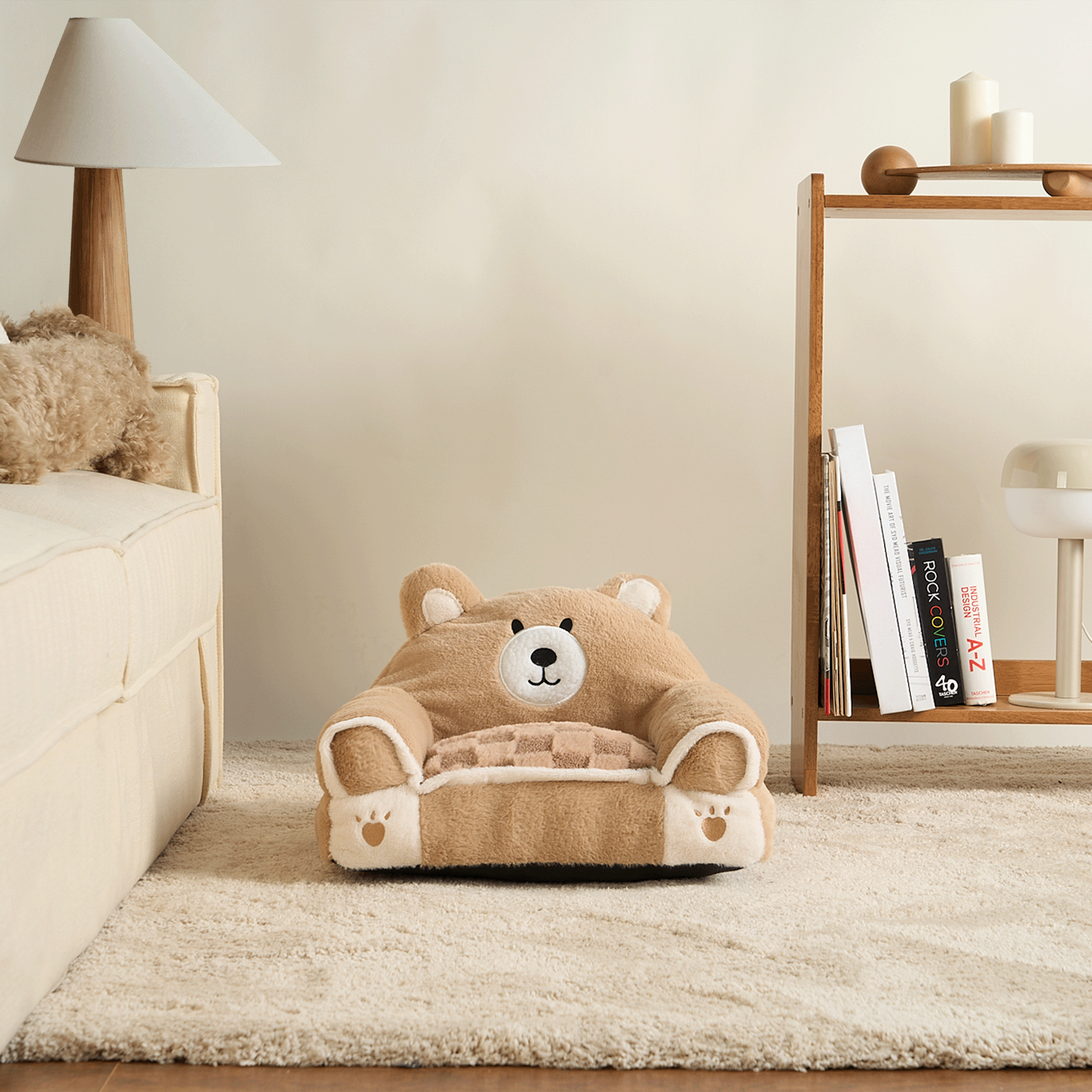 Kuscheltier-Sofa für Kinder, beige, Plüsch, Bärendesign, gemütlich, Wohnzimmer-Dekoration.
