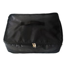 Schwarze Reisetasche mit Reißverschluss, Tragegriff, ideal für Reisen und Aufbewahrung.