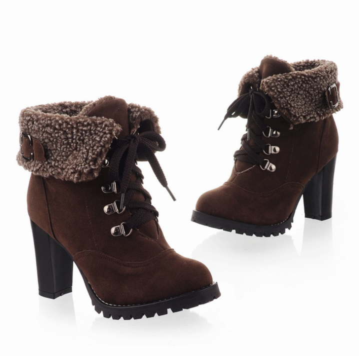 Damenstiefeletten mit Absatz, braun, gefüttert, Schnürung, Wintermode, warme Schuhe, modische Stiefel, bequem, elegant, robust, rutschfest.