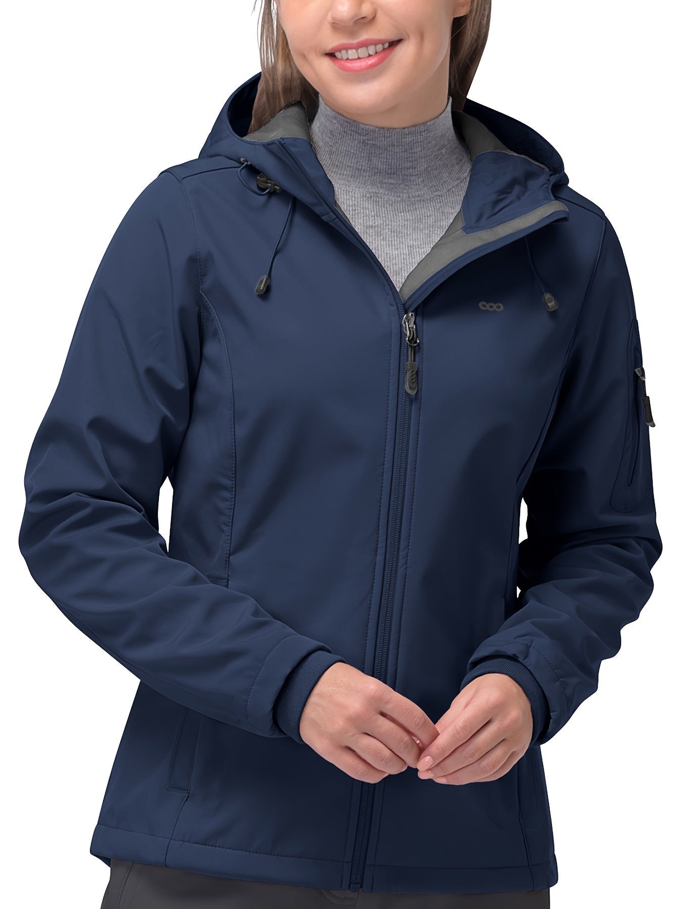 Damen-Softshelljacke in Dunkelblau, wasserabweisend, winddicht, mit Kapuze. Ideal für Outdoor-Aktivitäten und Freizeit. Hochwertige Verarbeitung.