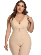 Damen Shapewear Bodysuit in Beige, nahtlos und figurformend, ideal für Unterkleidung. Komfortable Passform, verstellbare Träger, hochwertige Qualität.