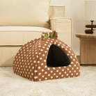 Braune gepunktete Haustierhöhle aus Plüsch, ideal für Katzen und kleine Hunde, gemütlich und stilvoll.