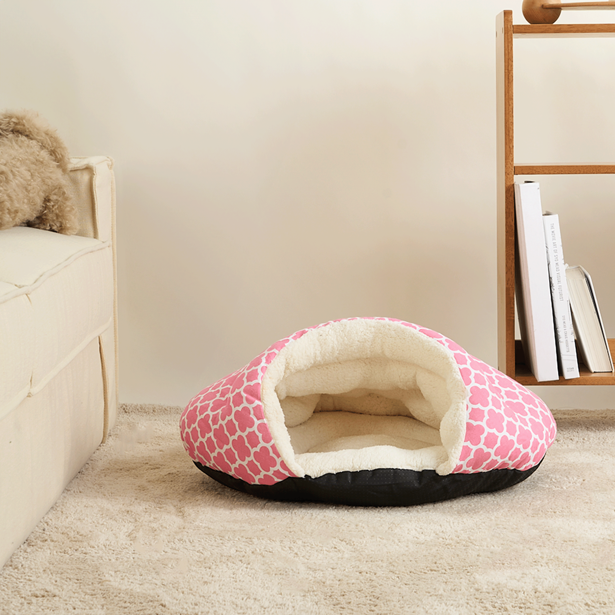 Rosa Haustierbett, kuschelig, Höhlenform, für Hunde und Katzen, weiches Material, Wohnzimmer.