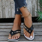 Damen Flip-Flops mit Keilabsatz, rutschfest, modisch, ideal für den Sommer. Perfekt für Freizeit und Strand. Hochwertige Sandalen.