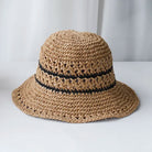 Damen Strohhut, gehäkelt, mit UV-Schutz, ideal für Sommer und Strand. Modischer Fischerhut mit Streifenmuster, perfekter Sonnenschutz.