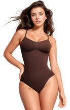 Brauner Damen-Bodysuit mit Spaghettiträgern, nahtloses Design, figurbetont, ideal für Mode, Unterwäsche, Freizeitkleidung.