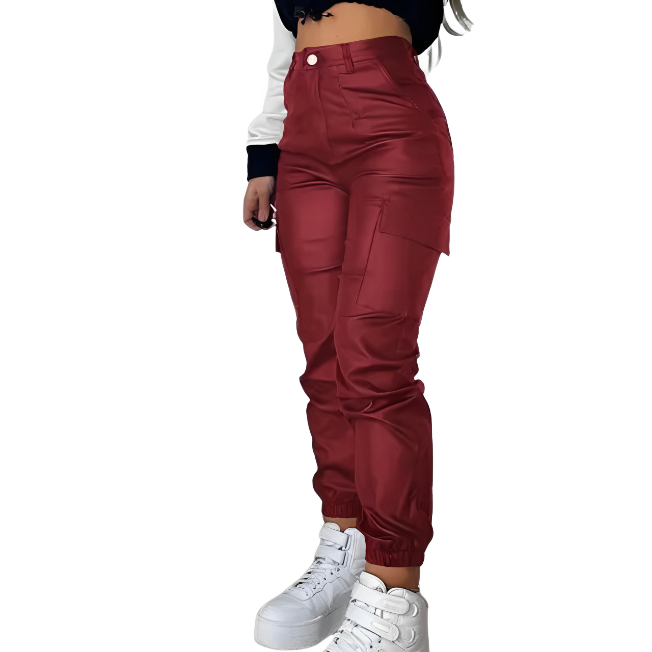 Damenhose in Rot, hoch tailliert, mit Seitentaschen. Modische Streetwear, ideal für trendige Outfits. Perfekt kombiniert mit weißen Sneakers.