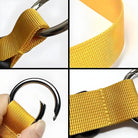 Gelber Nylon-Gurt mit Metallhaken, strapazierfähig, ideal für Outdoor-Ausrüstung und Befestigungen.