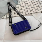 Blaue Umhängetasche mit Schriftzug "Forever Young", modisch, kompakt, für Reisen.