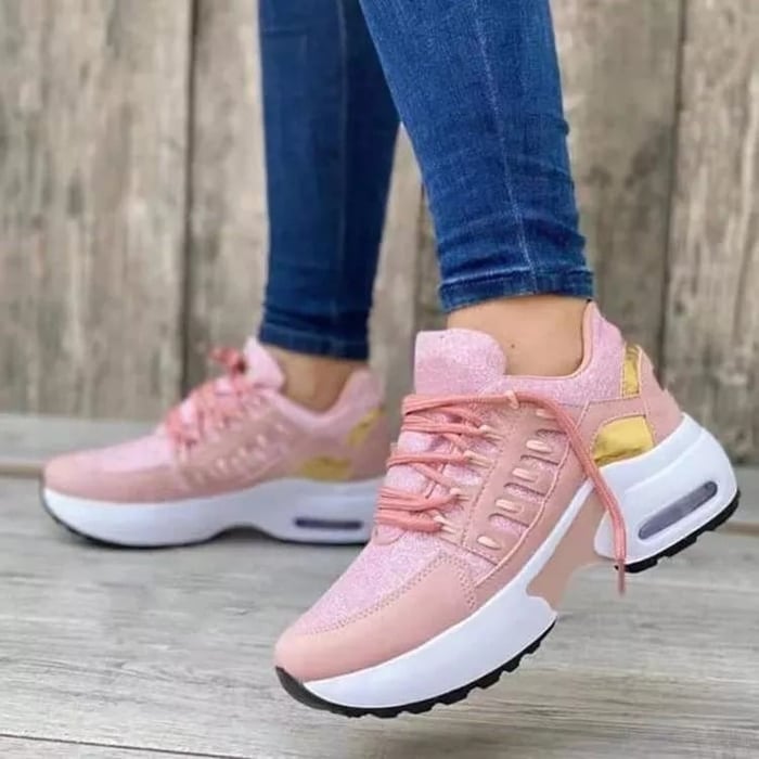 Damen Sneaker in Rosa mit goldenen Akzenten, bequeme Sportschuhe, modische Turnschuhe, ideal für Freizeit und Sport, trendige Damenmode.