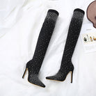 Schwarze Overknee-Stiefel mit funkelnden Strasssteinen, elegantes Design, hoher Absatz, ideal für modische Anlässe und stilvolle Outfits.