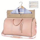 Elegante Reisetasche in Rosa mit Anzugfach, ideal für Geschäftsreisen. Praktische Aufbewahrung, stilvolles Design, hochwertige Materialien.