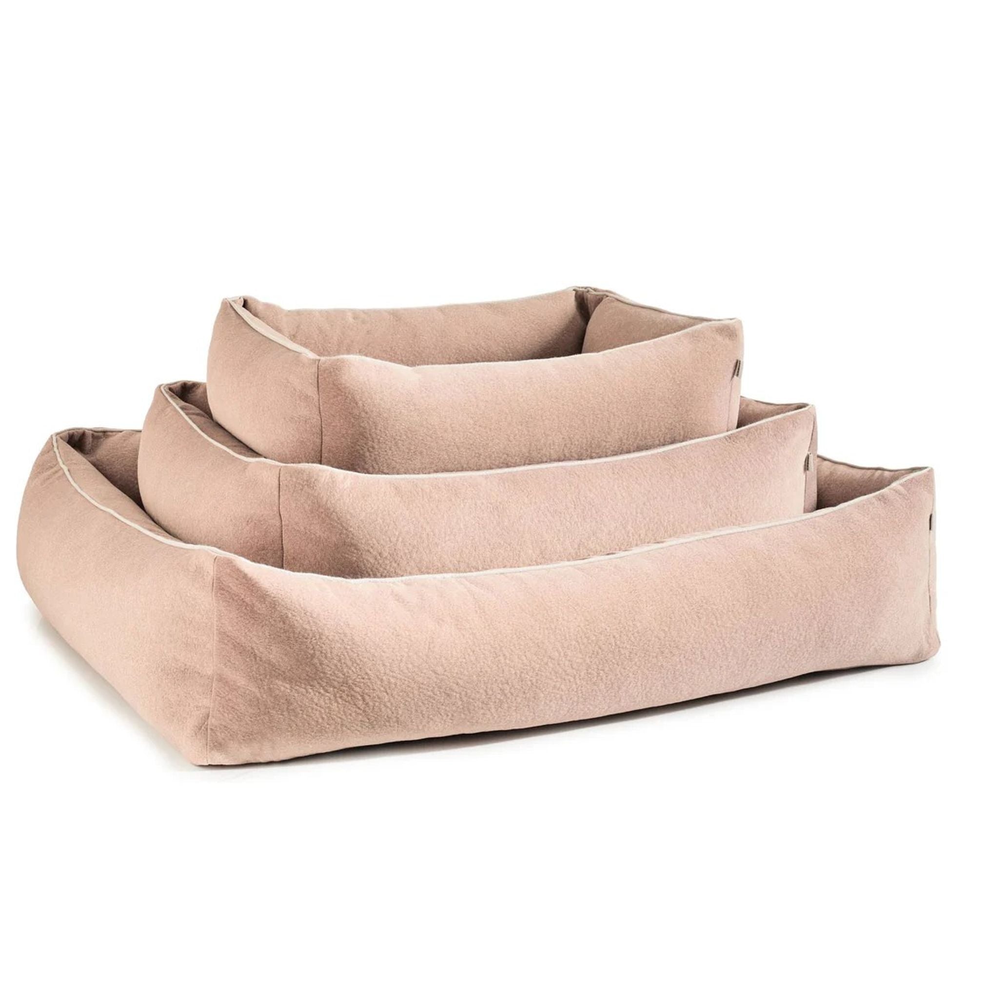 Beige Hundebett aus Stoff, rechteckig, stapelbar, komfortabel, für Haustiere, modernes Design.