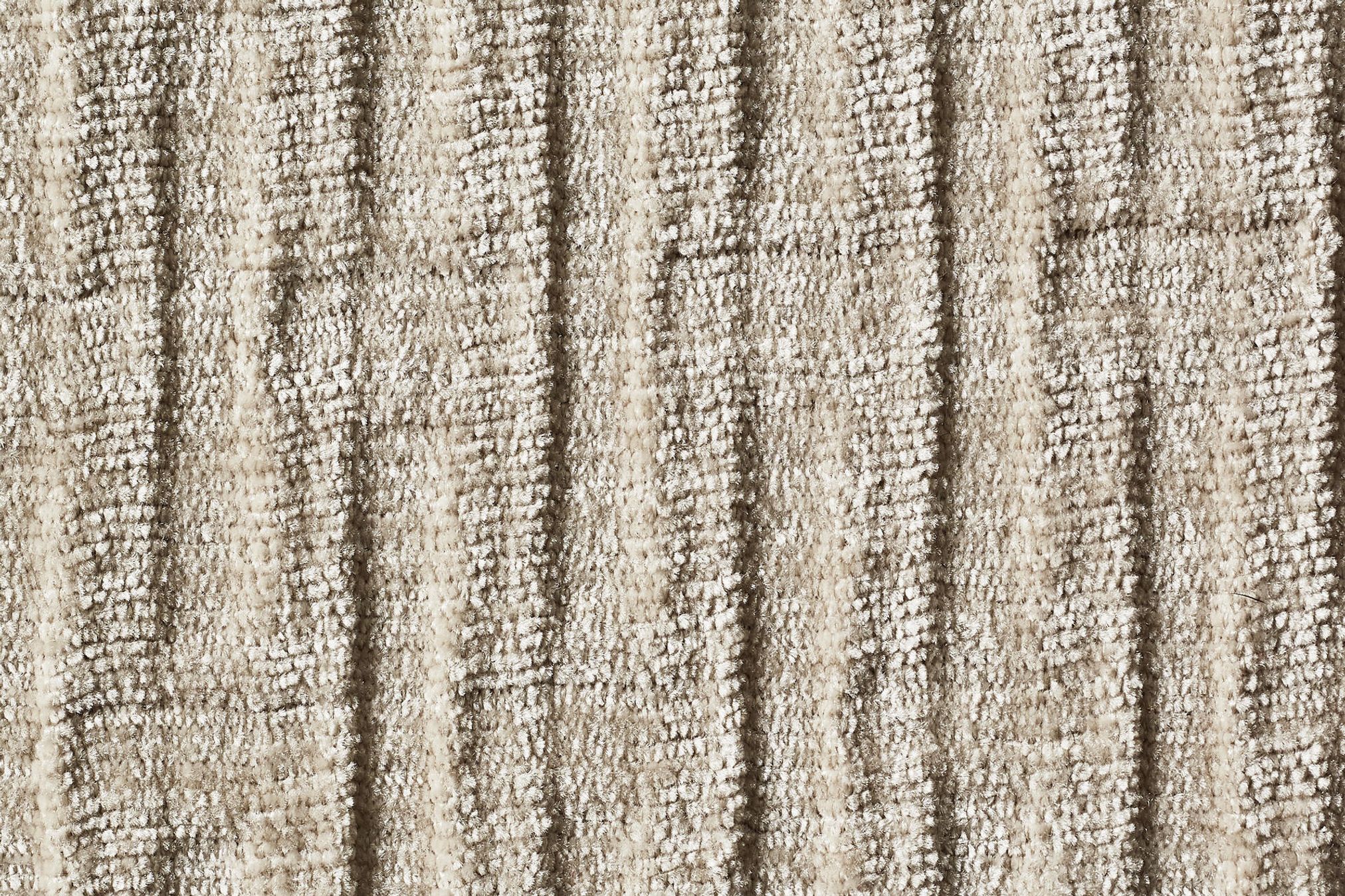 Beigefarbener Teppich mit strukturierter Oberfläche, modernes Design, Wohnzimmerteppich.