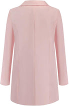 Eleganter Damenblazer in zartem Rosa, langärmelig, ideal für Business- und Freizeitoutfits. Perfekt für stilvolle, moderne Frauen.