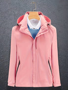 Damen Softshelljacke in Rosa mit Kapuze, wasserabweisend, winddicht, ideal für Outdoor-Aktivitäten. Modisch und funktional.
