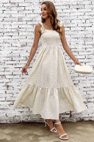 Damen-Sommerkleid mit Karomuster, ärmellos, knielang, aus leichter Baumwolle. Perfekt für Freizeit und Strand. Elegantes Design, luftiger Stil.
