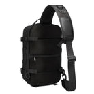 Schwarzer Sling-Rucksack aus Nylon, ergonomisch, mit verstellbarem Gurt, ideal für Reisen.