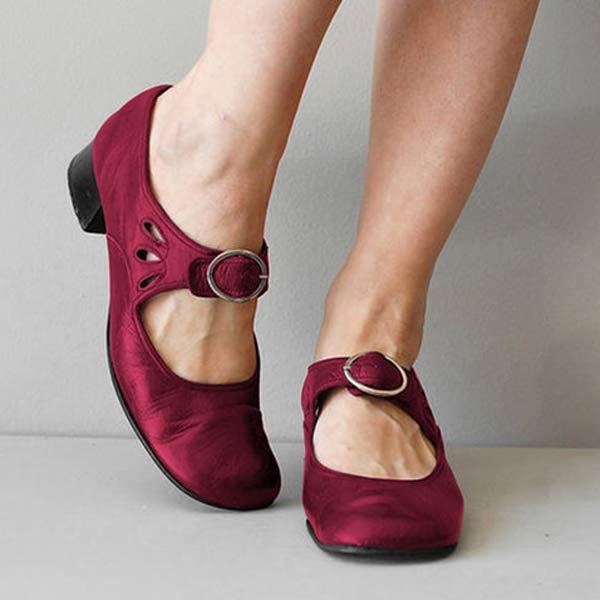 Damen-Mary-Jane-Schuhe in Rot mit Schnalle, bequemem Blockabsatz und elegantem Design. Perfekt für Alltag und besondere Anlässe.