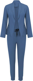 Damen-Jogginganzug in Blau, bestehend aus langärmligem Blazer und Jogginghose. Bequem, stilvoll, ideal für Freizeit und Sport.