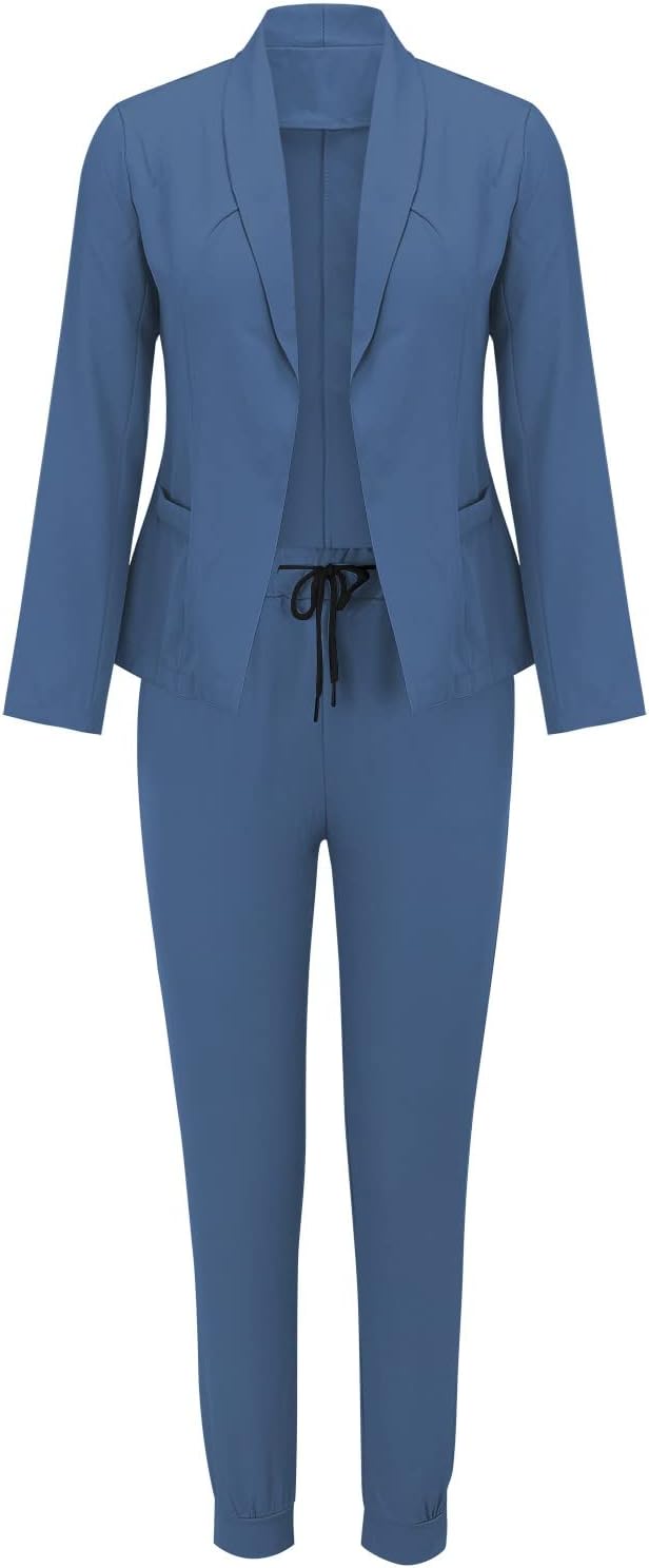 Damen-Jogginganzug in Blau, bestehend aus langärmligem Blazer und Jogginghose. Bequem, stilvoll, ideal für Freizeit und Sport.