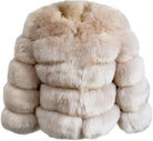 Luxuriöse Damen-Felljacke aus Kunstpelz, beige, warm und stilvoll, ideal für Wintermode. Perfekt für elegante Anlässe und kalte Tage.