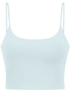 Damen Crop-Top in Pastellblau, Spaghettiträger, nahtloses Design, ideal für Sommermode, bequem und stilvoll, vielseitig kombinierbar.