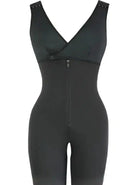 Schwarzer Shapewear-Body mit V-Ausschnitt und Reißverschluss, nahtloses Design, figurformend, ideal für Damenmode und Unterwäsche.