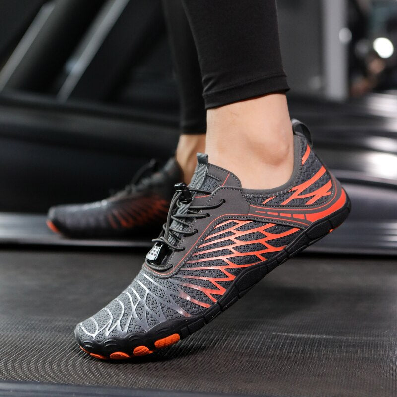 Leichte Barfußschuhe für Damen und Herren, ideal zum Laufen und Fitness. Atmungsaktiv, rutschfest, mit flexiblem Design für natürlichen Komfort.