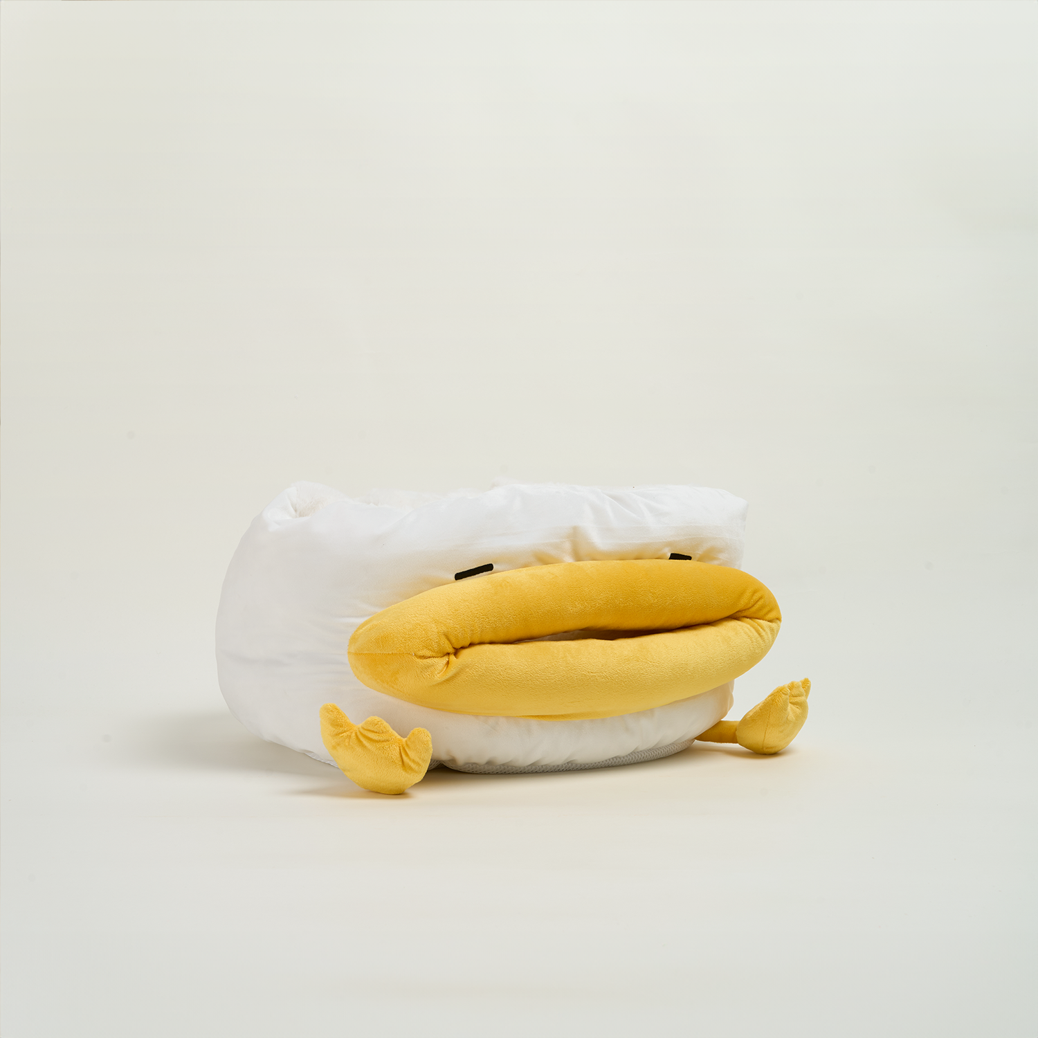 Katzenbett Ente Design, gelb-weiß, Plüsch, Fußwärmer, gemütlich, Haustierbedarf, Schlafplatz.