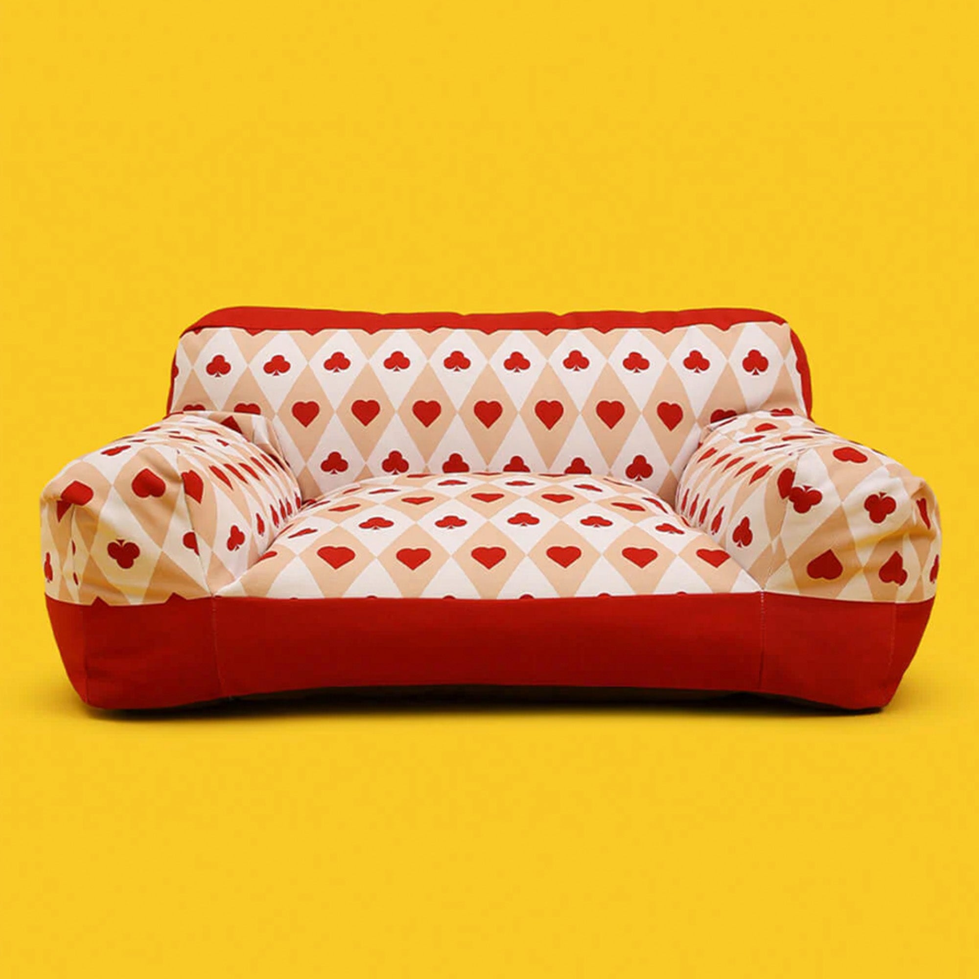 Retro-Herz-Poker-Haustiersofa, rot-weiß, Hundesofa, stilvolles Design, bequeme Tiermöbel.