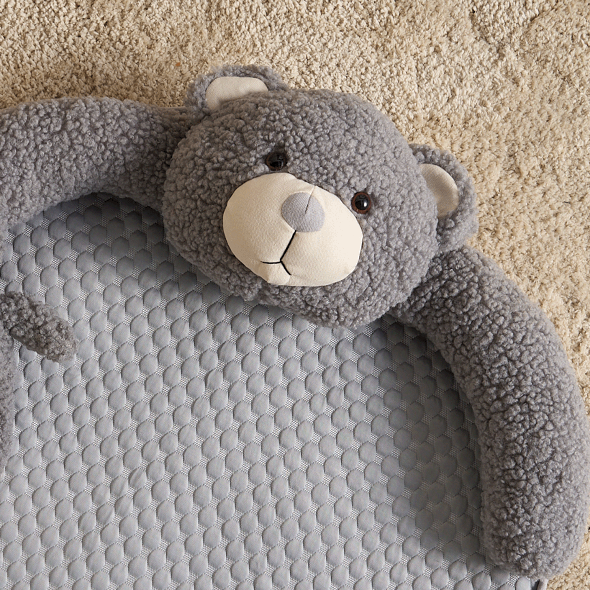 Graue Bären-Krabbeldecke aus Plüsch, rutschfest, weich, ideal für Babys, Spielmatte.