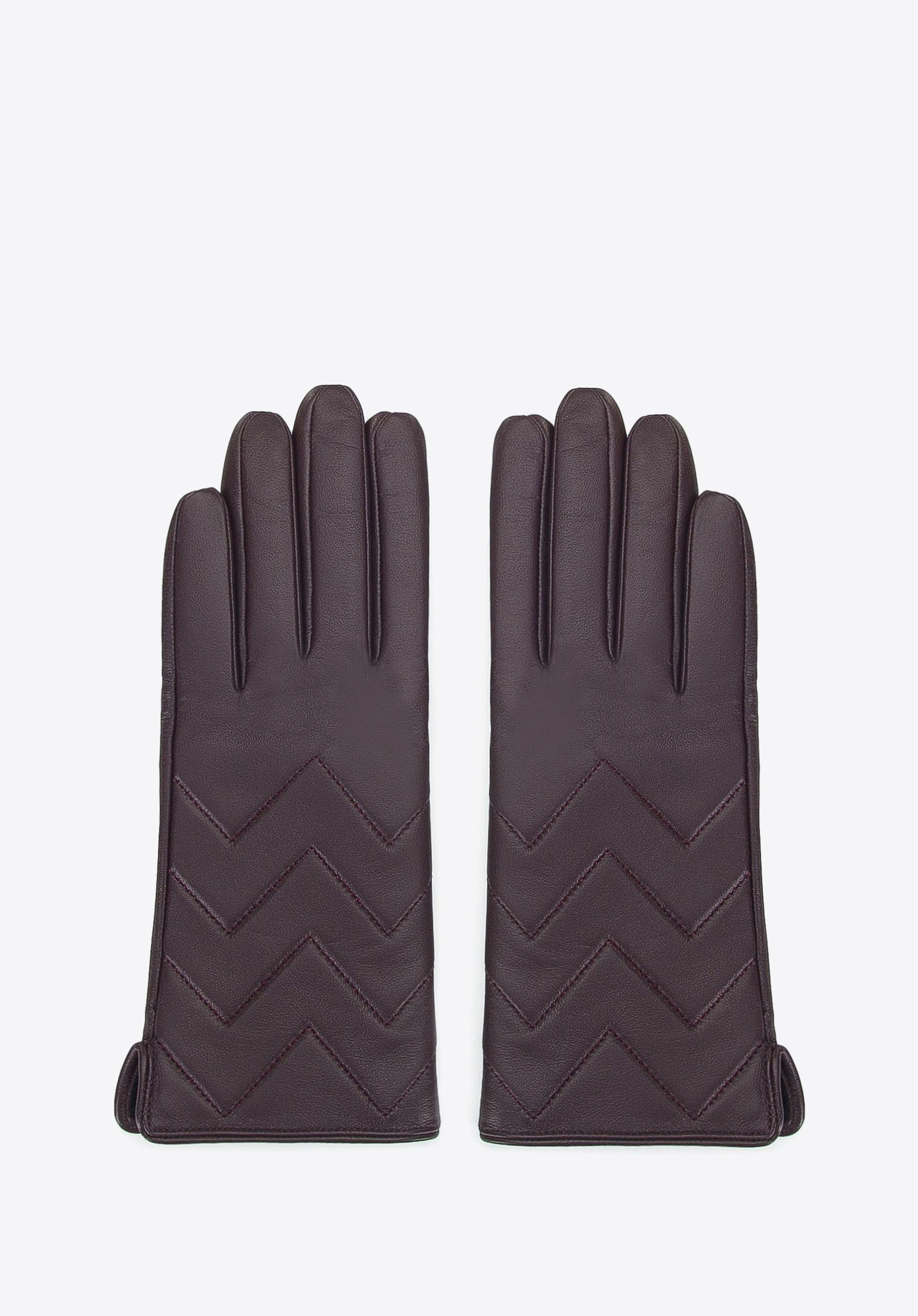 Dunkelbraune Lederhandschuhe mit Chevron-Muster, elegant und stilvoll, ideal für Herbst und Winter. Hochwertige Materialien, zeitloses Design.