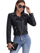 Damen-Lederjacke in Schwarz, stilvoll und modern, mit Reißverschluss und Gürtel. Perfekt für trendige Outfits. Hochwertige Mode für Frauen.