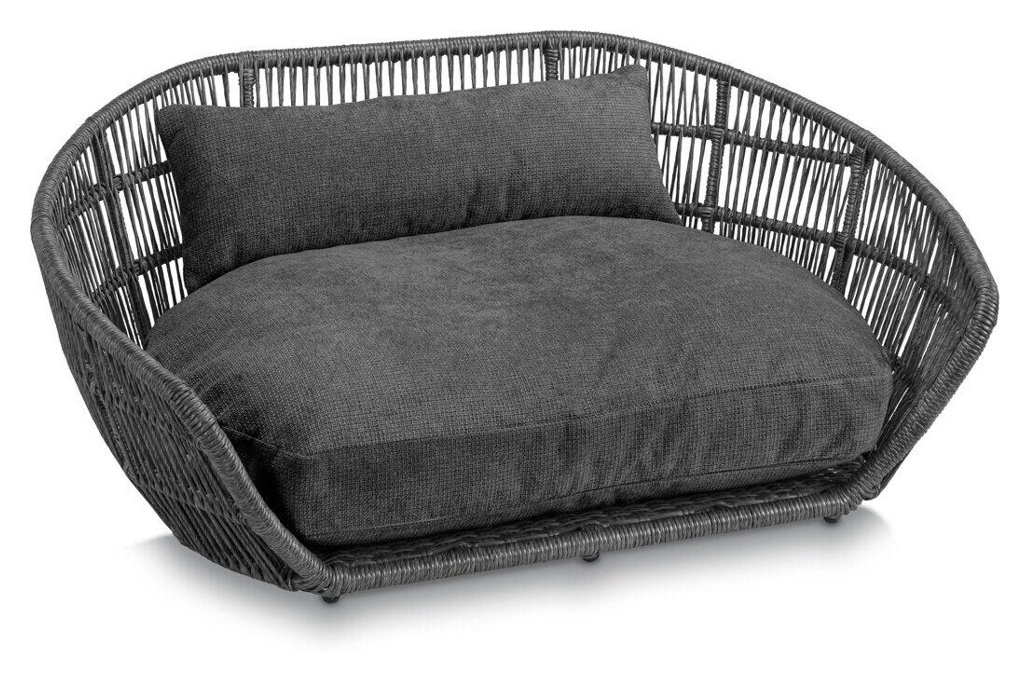 Graues Hundebett aus Rattan mit Kissen, modernes Design, gemütlich und stilvoll.