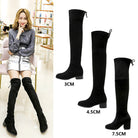 Damen Overknee-Stiefel in Schwarz, erhältlich in Absatzhöhen von 3cm, 4.5cm und 7.5cm. Modisch, vielseitig und ideal für Herbst/Winter.