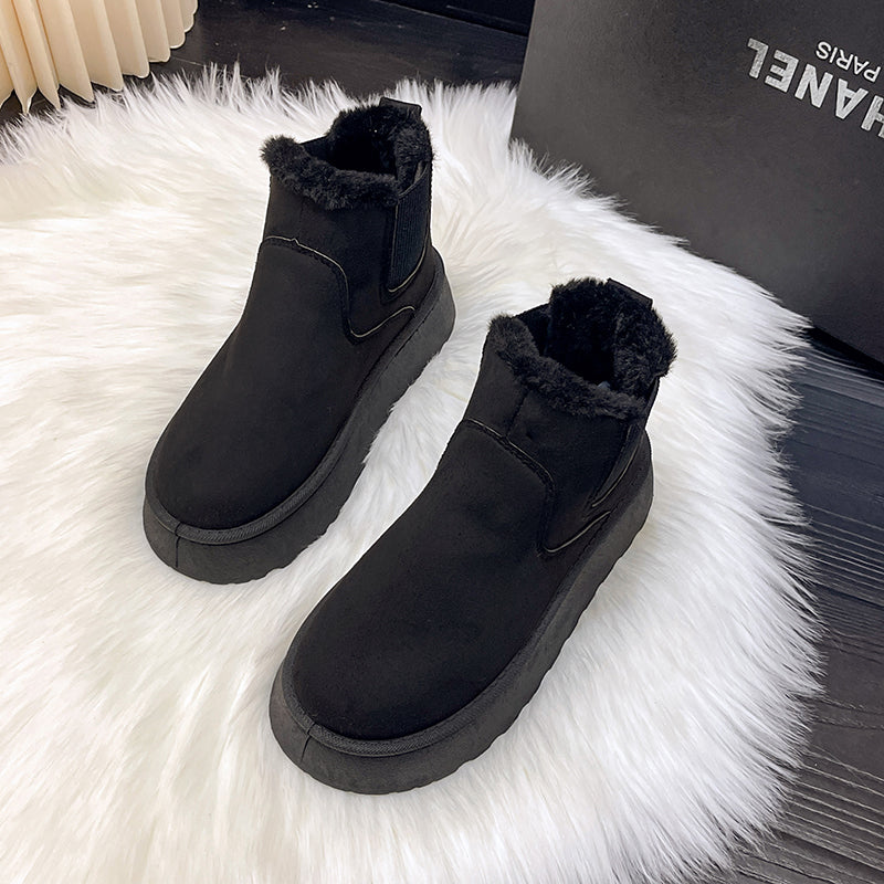 Schwarze Damen-Winterstiefel, warm gefüttert, rutschfest, wasserdicht, ideal für kalte Tage. Perfekte Kombination aus Stil und Funktionalität.
