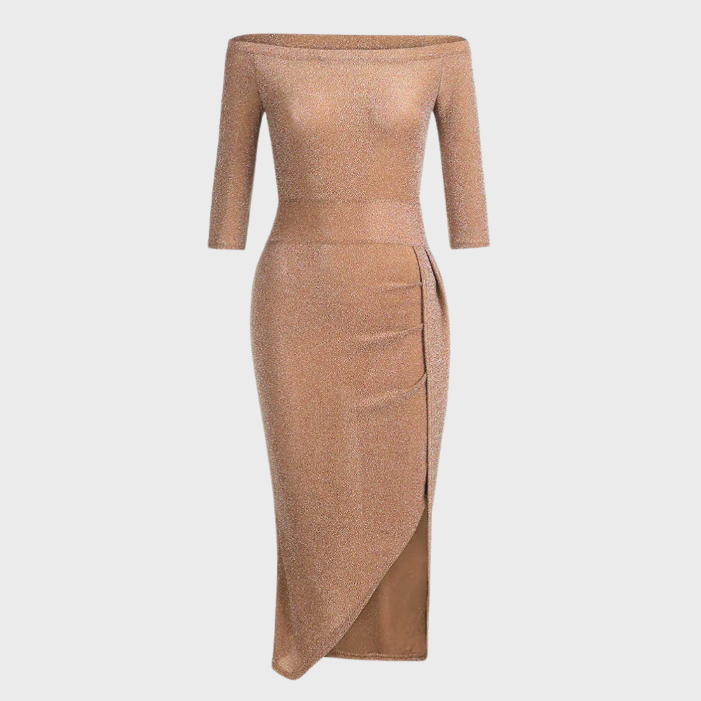 Elegantes, schulterfreies Kleid in Kupfer mit Wickeldesign und Dreiviertelärmeln. Perfekt für Abendmode und besondere Anlässe.