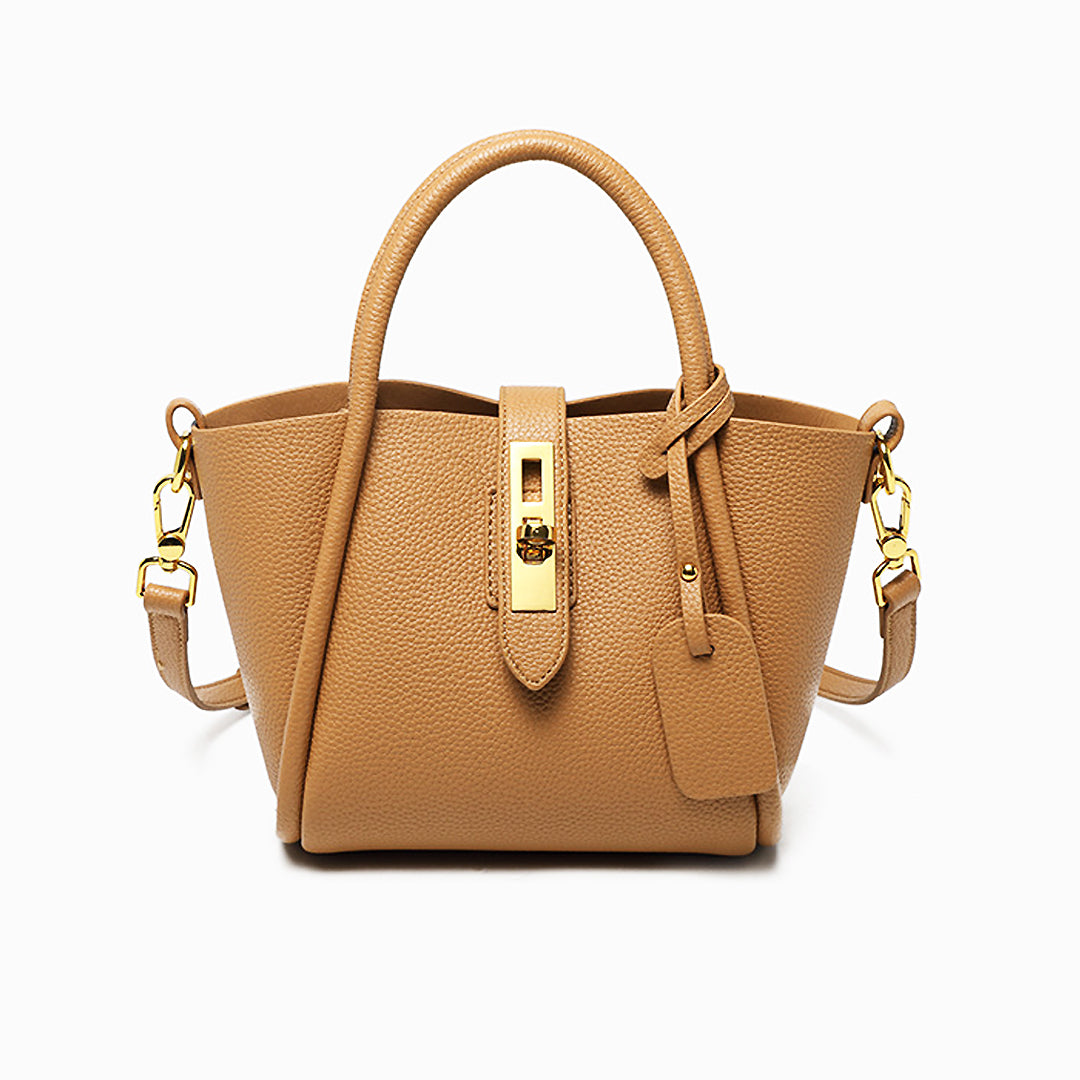 Luxuriöse, beige Lederhandtasche mit goldenen Beschlägen und abnehmbarem Schulterriemen. Perfekt für stilvolle Damenmode und Accessoires.