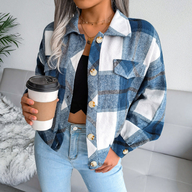 Damenmode: Kariertes Wolljacke mit Laternenärmeln, einreihig, locker geschnitten. Perfekt für Herbst/Winter. Trendige, stilvolle Oberbekleidung.