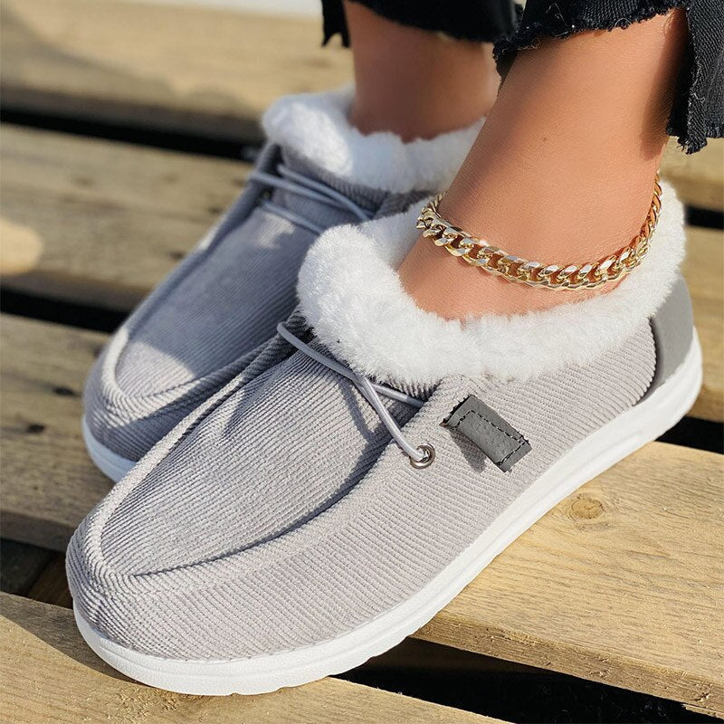 Damen-Winterschuhe, grau, mit weißem Kunstfellfutter, rutschfeste Sohle, modisch, warm, bequem, ideal für kalte Tage, stilvoller Look.