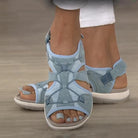 Damen-Sandalen in Hellblau, bequem und modisch, ideal für Sommer und Freizeit. Perfekte Passform, atmungsaktiv, rutschfeste Sohle.