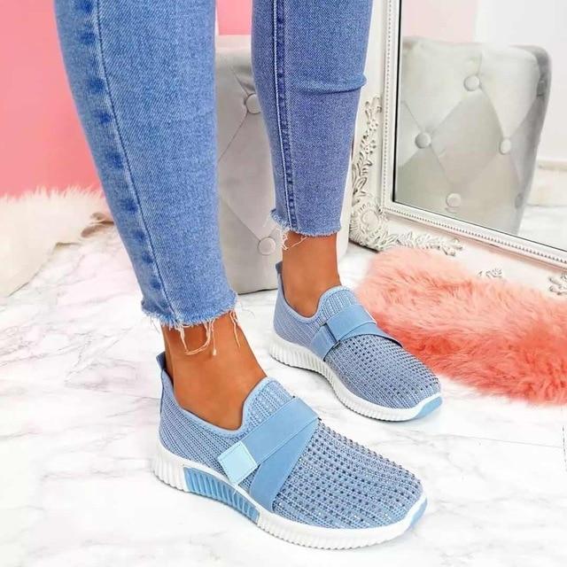 Blaue Damen-Sneaker mit Klettverschluss, bequem und stilvoll, verbessern die Körperhaltung. Perfekt für Freizeit und Alltag.