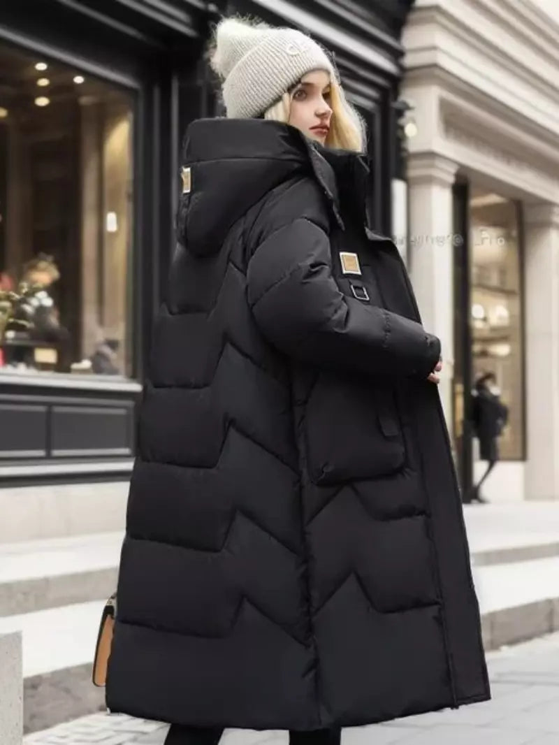 Damen Wintermantel, schwarz, Daunen, Kapuze, modisch, warm, Outdoor, elegant, stilvoll, Wintermode, Stadt, hochwertig, bequem, trendy.
