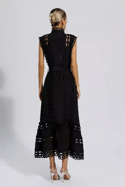 Schwarzes ärmelloses Maxi-Kleid mit Hohlsaum, elegantes Design, Damenmode.