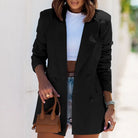 Eleganter schwarzer Blazer für Damen, ideal für Frühling und Herbst. Modischer, figurbetonter Schnitt, perfekt für Business und Freizeit.