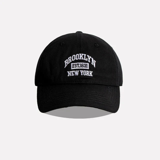Schwarze Baseballkappe mit "Brooklyn" Stickerei, Unisex, ideal für Frühling und Sommer. Perfekt für Outdoor-Sport und Freizeitmode.
