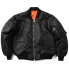 Schwarze MA-1 Bomberjacke aus Nylon, ideal für Winter und Outdoor. Hochwertige, dicke Verarbeitung im amerikanischen Militärstil.